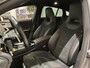 Mercedes-Benz CLA Shooting Brake 180 AMG Line 136 PK | Automaat | Trekhaak | AMG Stoelen | Keyless | Sfeerverlichting | Digital Cockpit | Bluetooth | Airco |