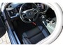 Volvo V60 T6 Automaat Plug-in hybrid AWD Plus Dark | Trekhaak | Visual Park Assist | Open Grid | Voorruitverwarming | Stoelverwarming voor en achter | Preconditioning | Elektrisch verstelbare voorstoelen met geheugen | Harman Kardon | Pilot Assist | 18 Inch | Blis | Google Maps | Google Assistant