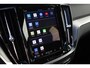 Volvo V60 T6 Automaat Plug-in hybrid AWD Plus Dark | Trekhaak | Visual Park Assist | Open Grid | Voorruitverwarming | Stoelverwarming voor en achter | Preconditioning | Elektrisch verstelbare voorstoelen met geheugen | Harman Kardon | Pilot Assist | 18 Inch | Blis | Google Maps | Google Assistant
