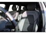 Volvo V60 T6 Automaat Plug-in hybrid AWD Plus Dark | Trekhaak | Visual Park Assist | Open Grid | Voorruitverwarming | Stoelverwarming voor en achter | Preconditioning | Elektrisch verstelbare voorstoelen met geheugen | Harman Kardon | Pilot Assist | 18 Inch | Blis | Google Maps | Google Assistant