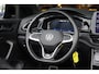 Volkswagen T-Roc Cabrio 1.5TSI/150pk R-Line Edition Black (One/999) MATZWART|2024|Leder|Trekhaak|Navi|Virtual Cockpit|PDC+Camera|18"Nevada Black