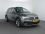 Volkswagen Tiguan 1.4 TSI ACT Highline R-line | Matrix | Pano | Trekhaak | Virtual |