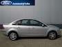 Ford Focus 1.6 100pk 4Deurs Ghia / APK Gekeurd tot 23-09-2026