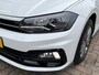 Volkswagen Polo 1.0 TSI R-Line Edition / AUTOMAAT/ APP CONNECT/ ADAPT. CRUISE/ GETINT GLAS/ NAVI/ 16" LMV