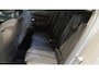 Peugeot 2008 1.2 Hybrid 136 Allure | Climate control | Apple Carplay/Android Auto | 17" Lichtmetalen velgen