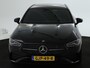 Mercedes-Benz CLA Shooting Brake 180 AMG Nightpakket | Trekhaak | Keyless Go | Sfeerverlichting | Stoelverwarming | Parkeerpakket met Camera | Inclusief 24 maanden Mercedes-Benz Certified garantie voor Europa.