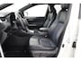Toyota RAV4 2.5 Hybrid Bi-Tone | Trekhaak | Leder | Apple Carplay / Android Auto | Stoelverwarming | Adaptive Cruise Control | Climate Control | Elektrische achterklep | Parkeersensoren voor/achter