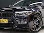 BMW 5-Serie 520i M Sport [SCHUIFKANTELDAK, MEMORY SEATS, HUD, PDC V+A, CRUISE CONTROL, APPLE CARPLAY, STOELVERWARMING, AUTOMATISCHE AIRCO, NAVIGATIE, NIEUWSTAAT]