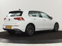 Volkswagen Golf 1.4 eHybrid Style | Camera | Massage | Carplay | Memory | Sfeerverlichting | Adaptive cruise | Keyless | Navigatie | Full LED | Digital Cockpit