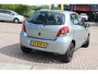 Toyota Yaris 1.3 VVTi Aspiration 5 DRS CLIMATE NW APK