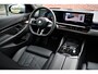 BMW 5-Serie Touring 520i M-Sport Pano Trekh 21inch Brooklyngrau ACC 360 H/K HUD Stoelventilatie