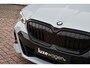 BMW 5-Serie Touring 520i M-Sport Pano Trekh 21inch Brooklyngrau ACC 360 H/K HUD Stoelventilatie