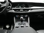 Alfa Romeo Stelvio 2.0 T AWD B-Tech Business Edition Automaat 200pk | Adaptive Cruise | Lederen Sportstoelen Memory & Verwarmd | Camera | Stuurwiel Verwarmd | Navigatie | DAB |