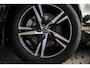 Volvo XC60 2.0 T8 Plug-in hybrid AWD R-Design | 360 Camera | Adapt. Cruise | Getint Glas | Stoel-Stuurwiel verwarming | BLIS | Trekhaak