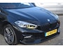 BMW 1-Serie 118i Executive Edition LED | Hifi | Carplay | Camera | LMV | Sportstoelen | Stoelverwarming