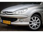 Peugeot 206 CC 1.6-16V Roland Garros Van 2.450,- NU 2.250,- !