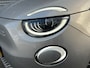 Fiat 500 Giorgio Armani Edition 42 kWh | Stoelverwarming | Panoramadak | 17 inch lichtmetalen velgen | Adaptive cruise control | Connected services |
