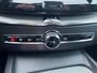 Volvo XC60 2.0 T8 Phev AWD Ultra Dark 360 Camera - Leder pakket - Privacy Glas - 21 Inch Licht metaal