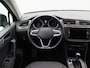 Volkswagen Tiguan 1.5 TSi 150 Pk Automaat Life | Trekhaak | Adaptive Cruise | Carplay | Climate Control | Parkeersensoren | Navigatiesysteem | LED | 17 Inch | 76.555 Km