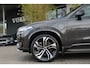 Volvo XC90 T8 Recharge AWD 455pk Ultimate Dark | Bowers&Wilkins | Luchtvering | Massage | Trekhaak | 360 Camera | Pilot Assist | Schuifdak | 22" Velgen