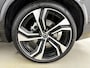 Volvo XC90 T8 Recharge Ultimate Dark | 22" | Luchtvering | Geventileerd Nappa | Bowers & Wilkins | Stoelmassage | 360 Camera | Getint & Gelaagd glas | Head-up | Panoramadak