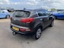 Kia Sportage 2.0 BusinessPlusLine Automaat, Panoramisch schuif-/ kanteldak, trekhaak, Volledig Dealeronderhouden, parkeersensoren, achteruitrij camera, cruise control, lage KM stand, automaat!