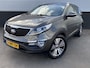 Kia Sportage 2.0 BusinessPlusLine Automaat, Panoramisch schuif-/ kanteldak, trekhaak, Volledig Dealeronderhouden, parkeersensoren, achteruitrij camera, cruise control, lage KM stand, automaat!