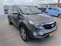 Kia Sportage 2.0 BusinessPlusLine Automaat, Panoramisch schuif-/ kanteldak, trekhaak, Volledig Dealeronderhouden, parkeersensoren, achteruitrij camera, cruise control, lage KM stand, automaat!