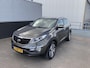Kia Sportage 2.0 BusinessPlusLine Automaat, Panoramisch schuif-/ kanteldak, trekhaak, Volledig Dealeronderhouden, parkeersensoren, achteruitrij camera, cruise control, lage KM stand, automaat!