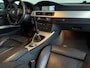 BMW 3-Serie 325xi High Executive Airco, Navigatie, Ledere bekleding, LMV