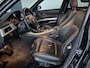 BMW 3-Serie 325xi High Executive Airco, Navigatie, Ledere bekleding, LMV