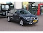 SEAT Ateca 1.5 TSI Style Business Intense 150PK / 110kW, NL auto, nieuw door ons geleverd, 1e eigenaar, full LED verlichting, achteruitrijcamera (rear view), cruise control, climatronic, Apple Carplay & Android Auto, parkeersensoren voor en achter (pdc), navigatie, park assist, licht en regensensor, spraak bediening, privacy glas, DAB+, reservewiel, multifunctioneel lederen stuurwiel