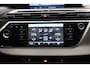 Citroën C4 SpaceTourer 1.6 THP Shine | Massagestoelen | Navigatie | Climate Control | Grote voorruit | Panoramadak | Parkeercamera/-sensoren | Cruise Control | Lichtmetalen velgen | Dodehoek |