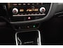 Mitsubishi Outlander 2.4 PHEV Intense | Parkeercamera | Stoelverw. | Keyless Entry |