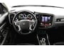 Mitsubishi Outlander 2.4 PHEV Intense | Parkeercamera | Stoelverw. | Keyless Entry |