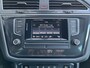 Volkswagen Tiguan 1.4 TSI ACT Comfortline / LED Koplampen / 17" LMV / Trekhaak / Climate controle / Parkeersensoren V+A P4