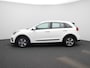 Kia Niro 1.6 GDi Hybrid DynamicLine AUTOMAAT | ADAPTIEVE CRUISE | NAVIGATIE | CAMERA | PDC | LMV | HALF LEDER | 12 MAANDEN BOVAG GARANTIE |
