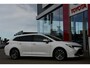 Toyota Corolla Touring Sports Hybrid 140 Dynamic + Automaat 140Pk | Dodehoekdetectie | Elektrische achterklep | Stoelverwarming | Privacy Glass | BTW-Auto |