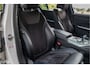 BMW 3-Serie 318i M Sport, Stoelverwarming, Carplay, Alcantara, Sfeerverlichting, DAB+, PDC, Navigatie, Sportstoelen.