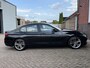 BMW 3-Serie 320i High Executive | AUTOMAAT | XENON | LEER | NAVI | PDC |