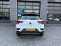 Volkswagen T-Roc 1.0 TSI 110 pk Style | Achteruitrijcamera | Cruise control adaptief | Navigatie |