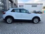 Volkswagen T-Roc 1.0 TSI 110 pk Style | Achteruitrijcamera | Cruise control adaptief | Navigatie |