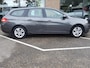 Peugeot 308 Sw Blue L. Active 1.2 PureTech 110pk | Navi | BT | AppleCaplay & AndroidAuto | Parkeerhulp V+A | Camerahulp achter | Trekhaak | Climate & Cruise Control