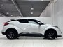 Toyota C-HR 1.8 Hybrid Dynamic | Stoel/stuurwielverwarming | Dode hoek detector | 18'' LM velgen | Dealer onderhouden |