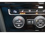 Volkswagen Golf 1.2 TSI Business Edition Connected - PANO - LEDER- TREKHAAK - NAVIGATIE - CAMERA