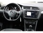 Volkswagen Tiguan 1.4 TSI Comfortline 92KW/125PK, Navigatie, trekhaak, lichtmetalen velgen, Lane assist, parkeersensoren voor en achter, cruise control, automatische airco.