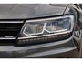 Volkswagen Tiguan 1.4 TSI Comfortline 125PK / 92kW, Navigatie, trekhaak, 3-zone climatronic, parkeersensoren voor en achter (PDC), cruise control, lichtmetalen velgen, Lane Assist, LED koplampen, draadloze telefoonlader, multifunctioneel lederen stuurwiel, Bluetooth telefoonvoorbereiding, 17" 'Tulsa' LMV etc.