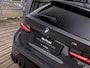 BMW 3-Serie Touring M340i xDrive | DRAVITGRAU | PANORAMA/SCHUIF-KANTELDAK | HARMAN KARDON | 19 INCH | STOELMEMORY | COMFORT PAKKET | TREKHAAK | DRIVING ASSISTANT PROF | INNOVATIE PAKKET | ADAPTIVE LED |