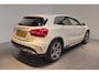 Mercedes-Benz GLA 180 Business Solution AMG style - Navi - 19" LM AMG Velgen - Achteruitrijcamera - Leder