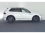 Volkswagen Tiguan 1.5 TSI 150pk DSG R-Line Business+ Black Style Trekhaak Camera Head-Up Keyless Virtual Cockpit Navigatie Panoramadak